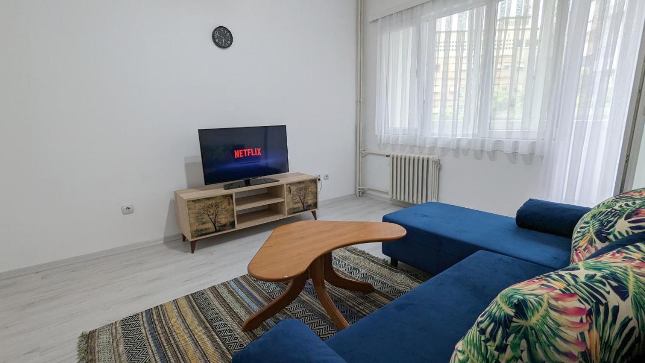Main Square Apartment - Skopje Ngoại thất bức ảnh
