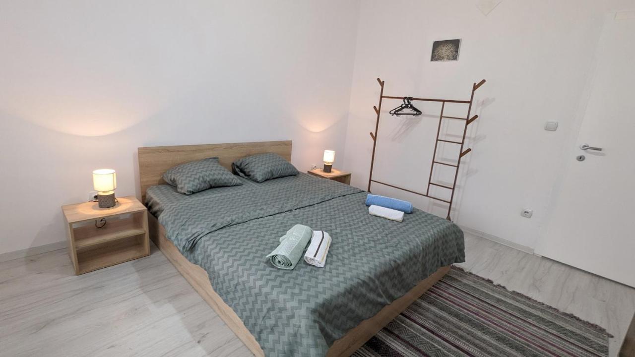 Main Square Apartment - Skopje Ngoại thất bức ảnh
